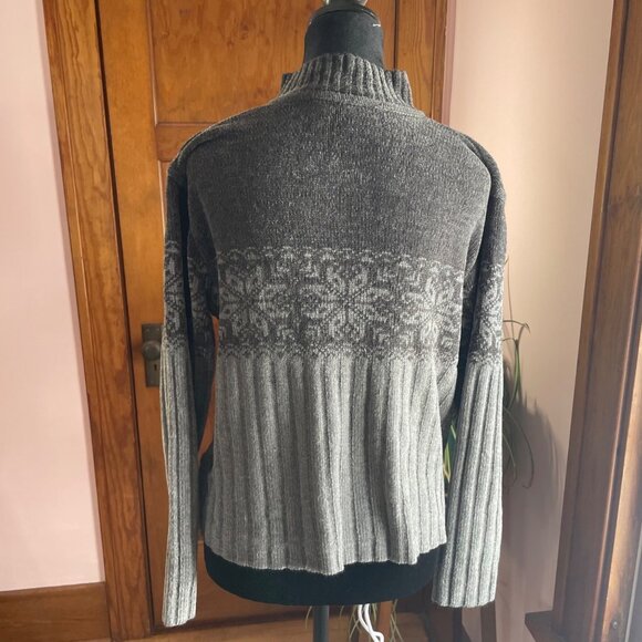 Vintage Fair Isle Chenille Style Sweater Gray Grunge Cottage Grandma Knit Size M - Picture 5 of 11